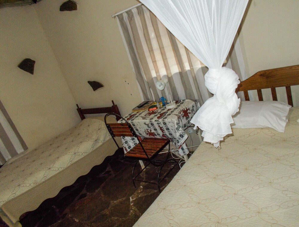 Village Rest Lodge