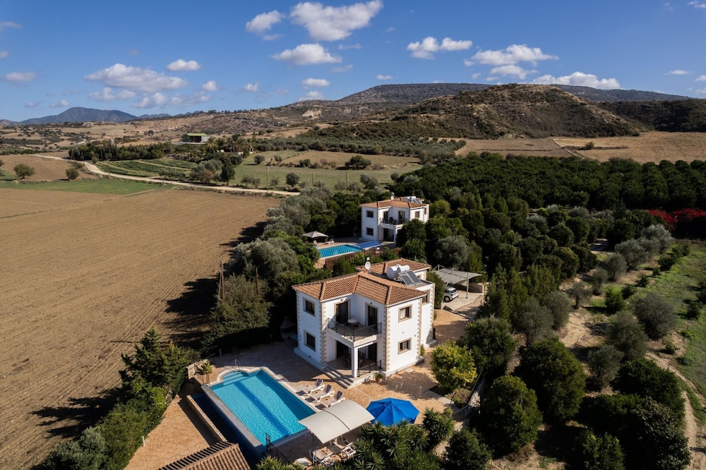 Villa Kambos Ena in Polis
