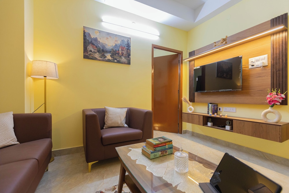 City Haven by Jadecaps Nr. Belle Vue Hsp 3bhk