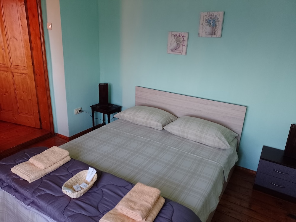 Villa Nina in Kramolin, Beautiful Stay in Bulgaria