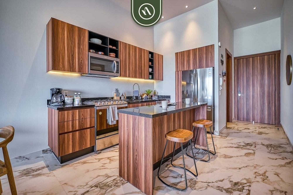 2BR Penthouse in Nuevo Vallarta - Terrace - Pool