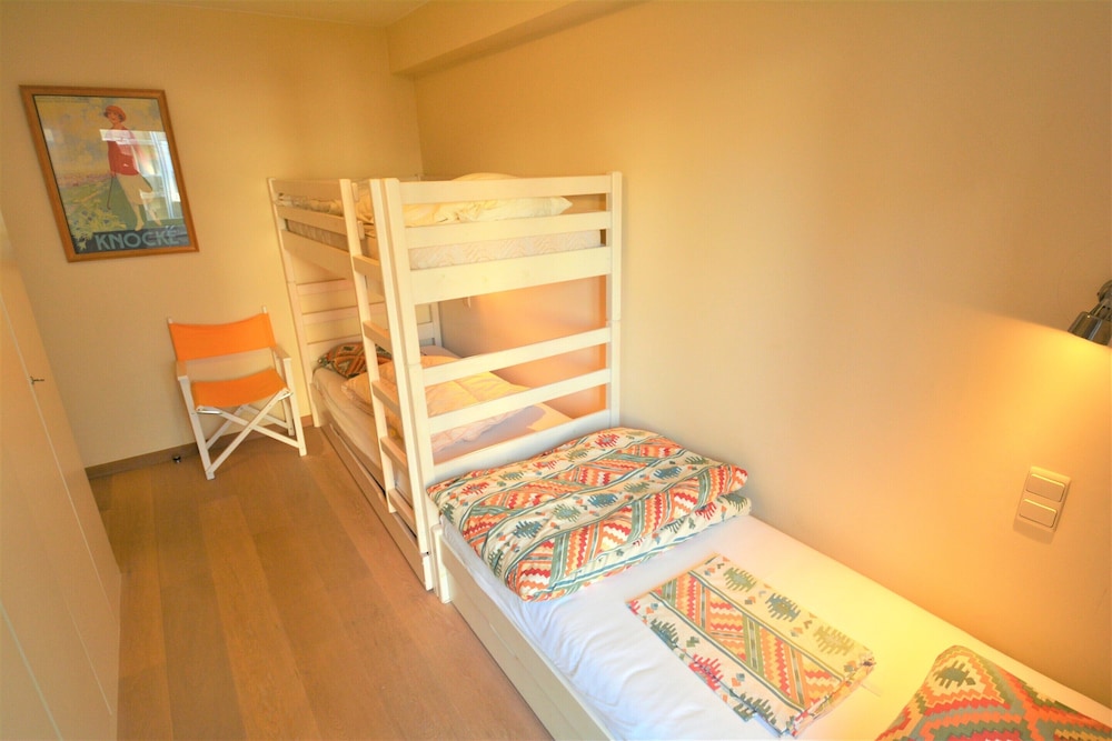 Apartment in Seaside Bruges With Balcony
