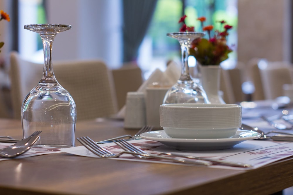 An Grand Otel - Image 10