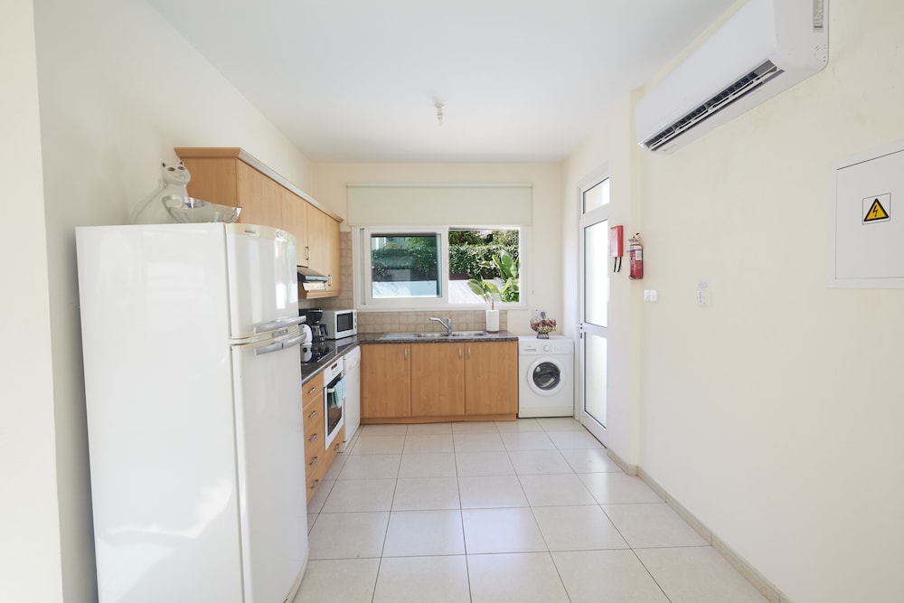 Protaras Holiday Villa Dv27