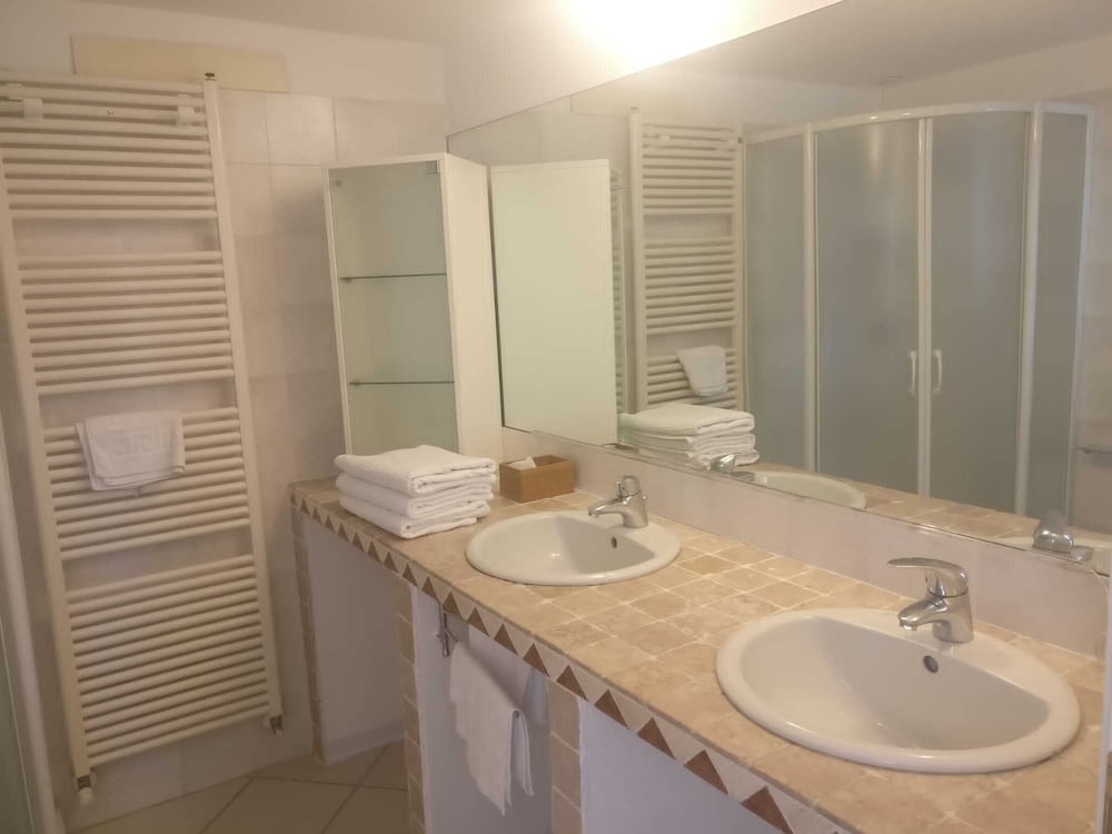 Hotel Eros Residence