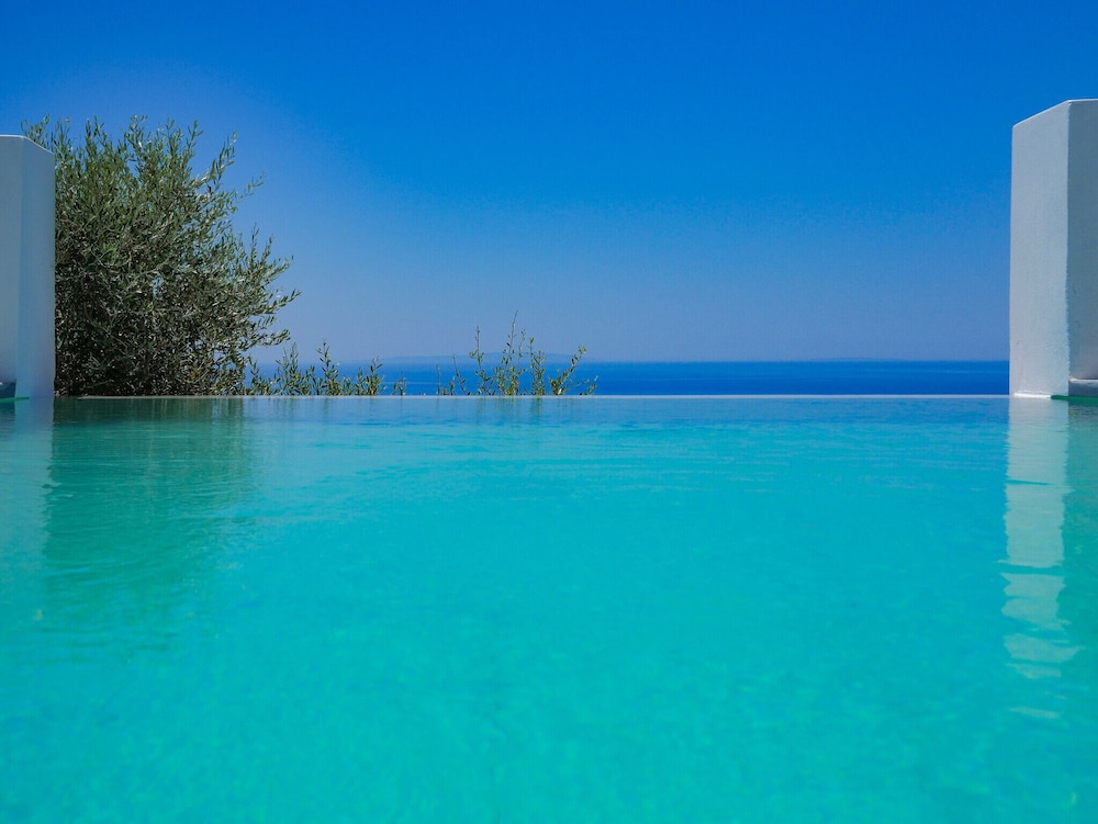 Pyrgos Exclusive Villas