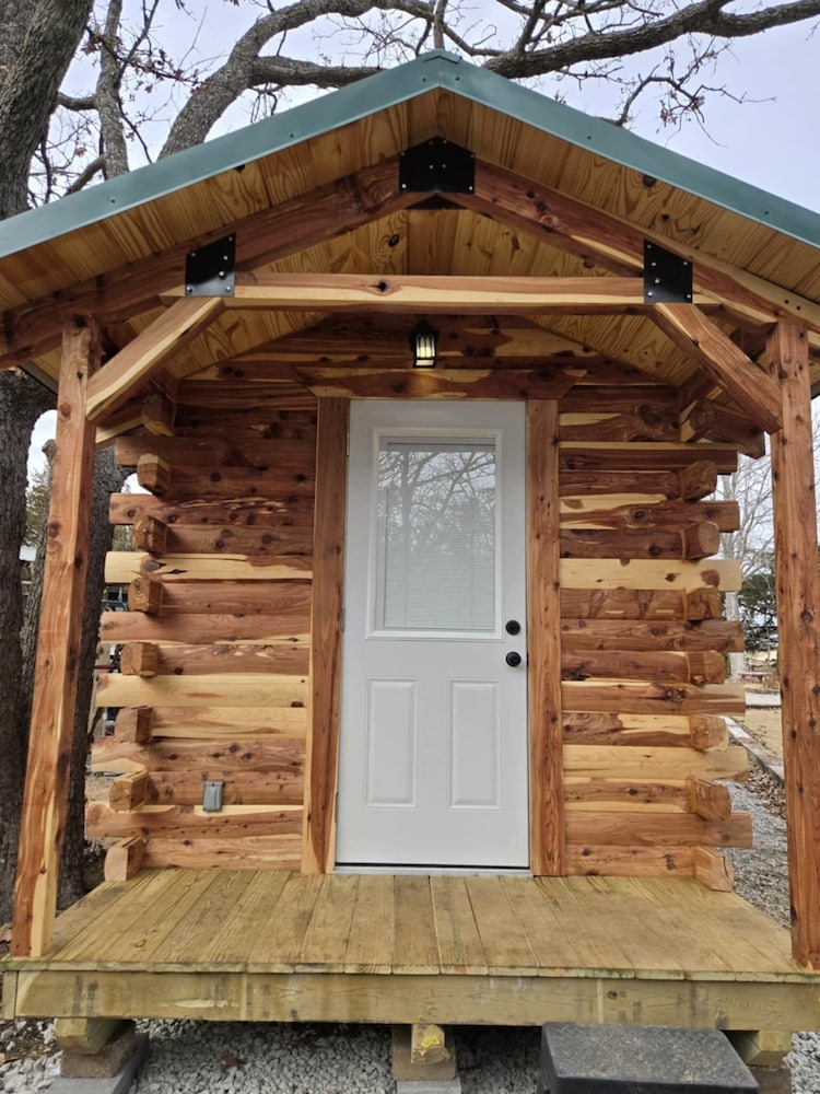 #3 - Amish Built Log Cabin Fishing Hunting Camping Cabin