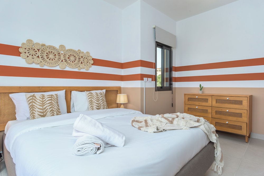 Glow Studios & Apartments in Batroun