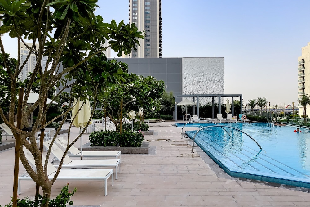 Wonderful Apartments in Icon Bay