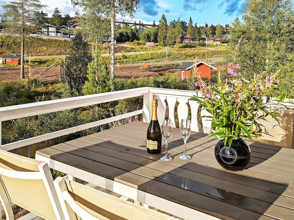 10 Person Holiday Home in Syssleback-by Traum