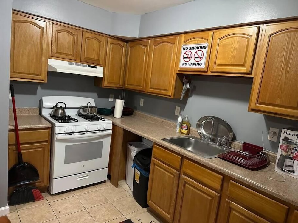 Divine Villa and Resorts- 67 Sherman Ave