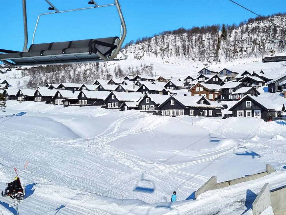 9 Person Holiday Home in Rauland