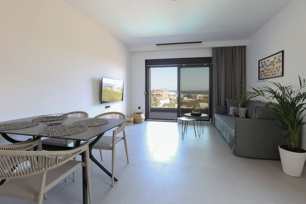 Limi Deluxe Suites