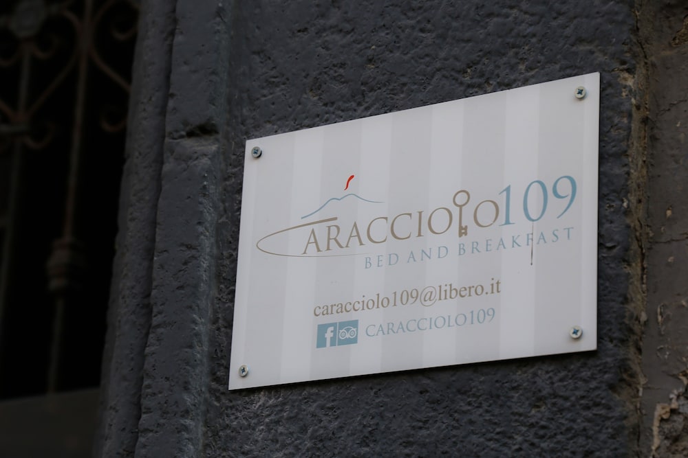 Caracciolo109