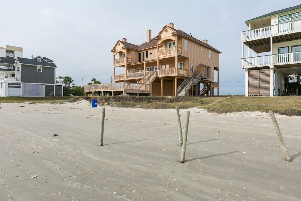 Paradise At Last by Ryson Vacation Rentals