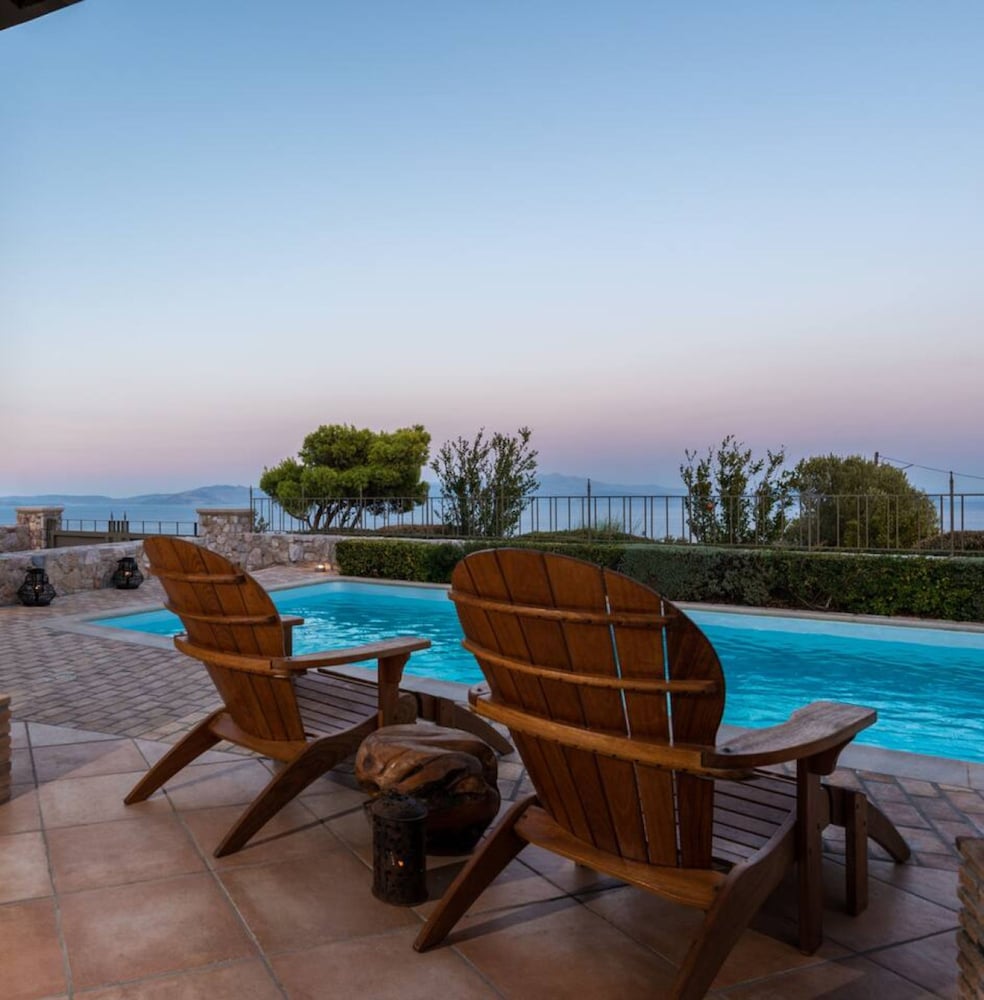 Villa Kalida Stunning Seaview and Relax