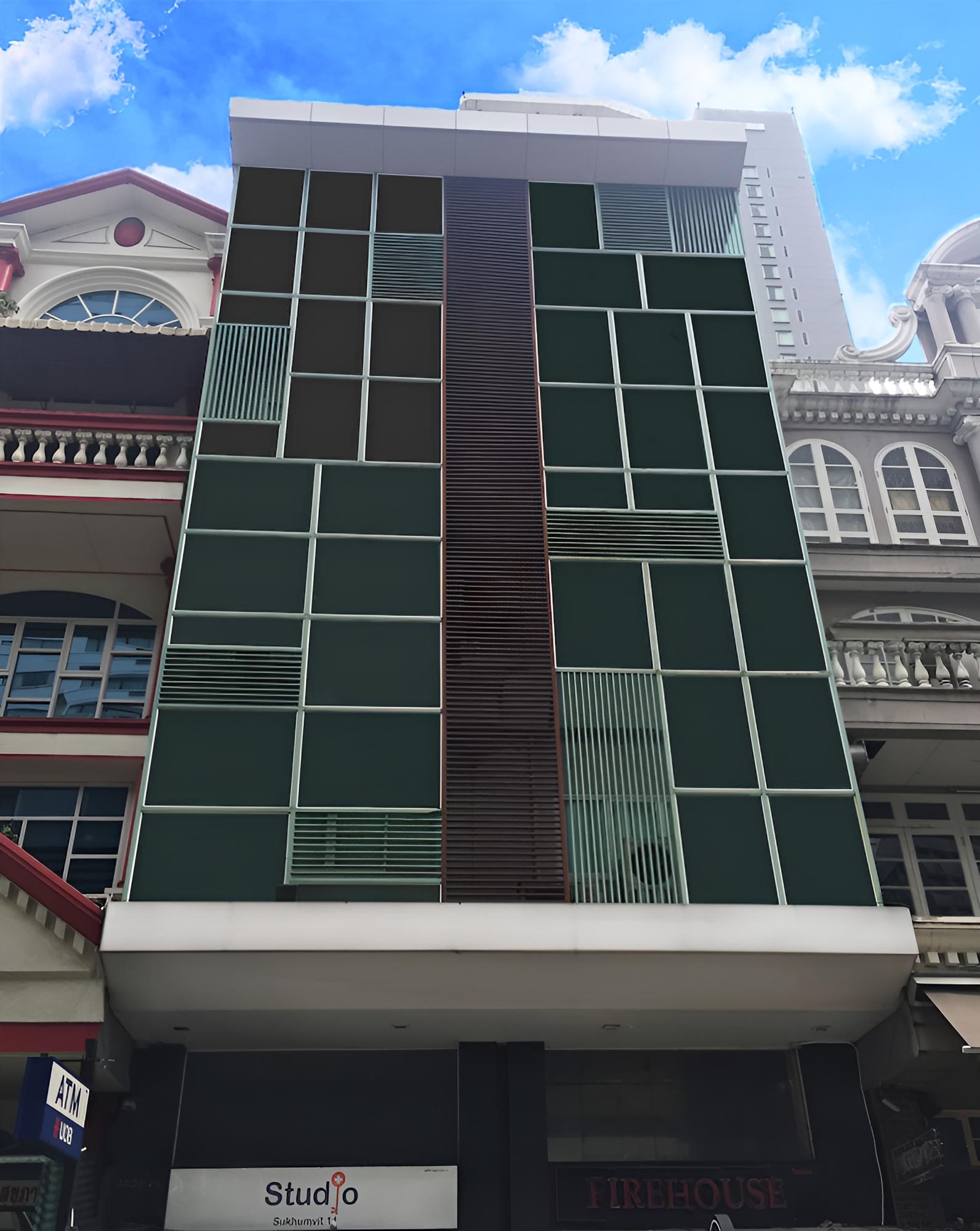 Studio Sukhumvit 11