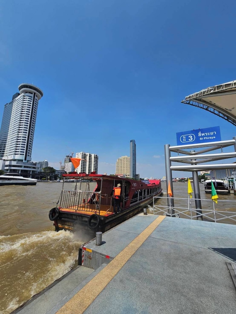 Blu Dock Restel Bangkok