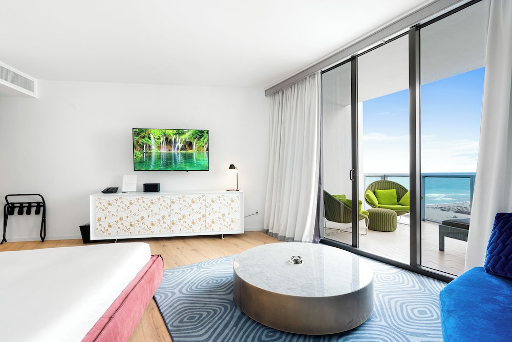 Luxury Vacation Rentals in South Beach by LRMB