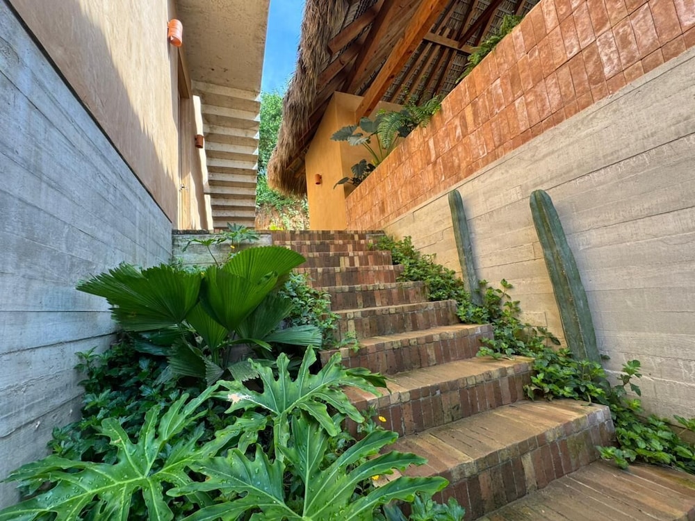 Casa Yute by Ahau Collection