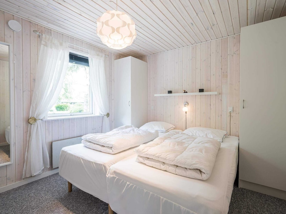 6 Person Holiday Home in Blavand view 5