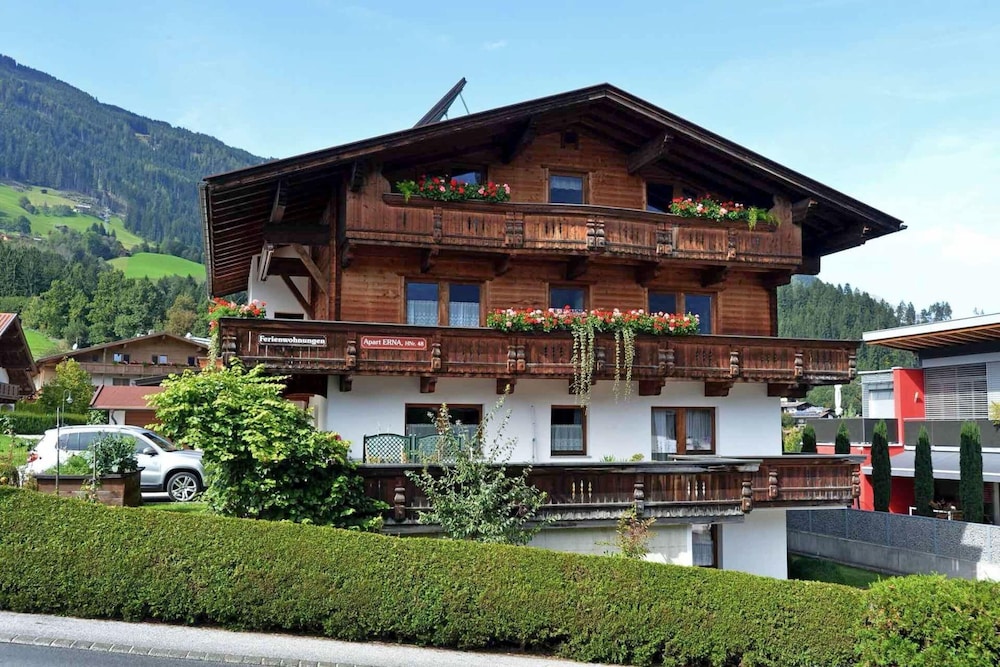 Apartment in Fugen Near Spieljochbahn