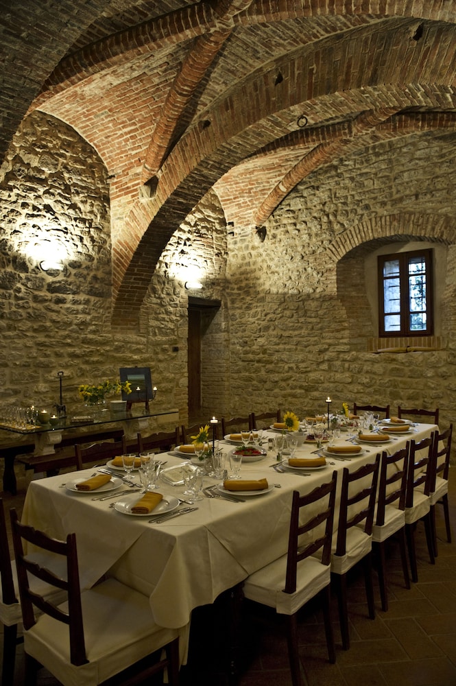Castello Monticelli