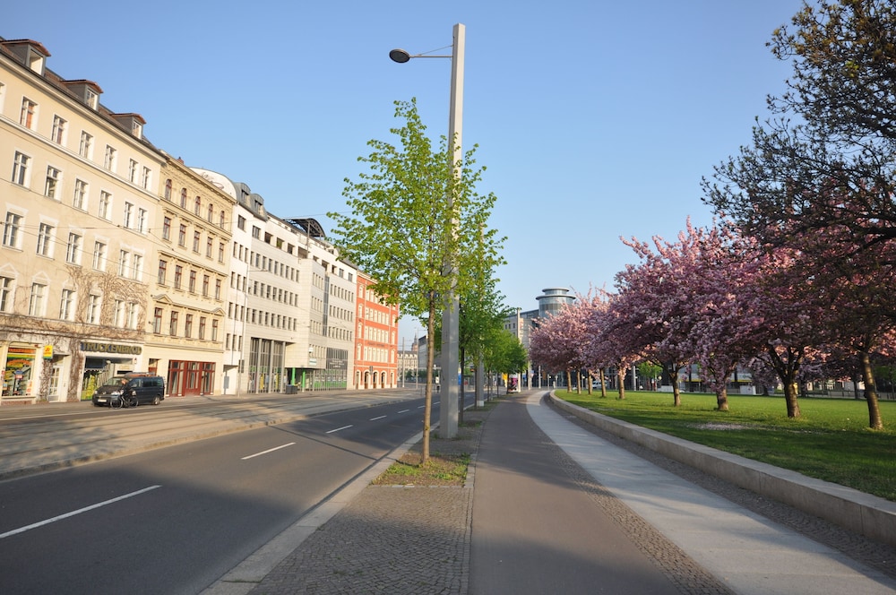 Leipzig Vacations - City Park Boarding House - Property Image 16