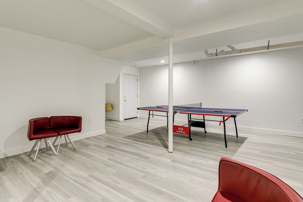 Oceanfront Cottage on Cape Cod Bay w/ Game Room