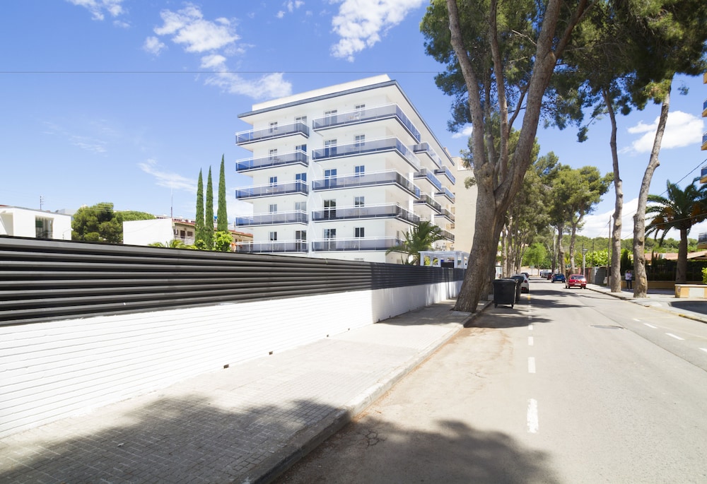 Apartamentos Priorat view 4