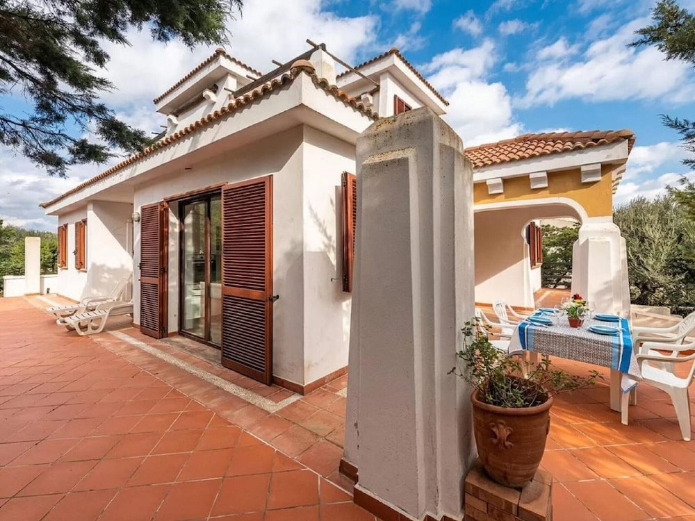 Villa in Stintino Near Pelosa Beach view 4