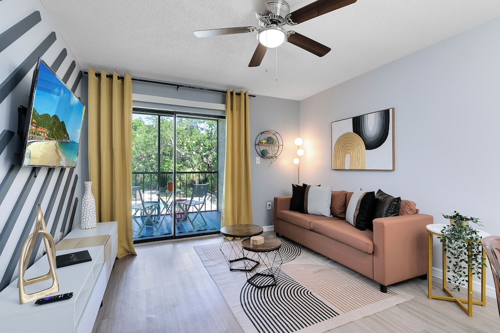 Oasis Apartment Homes