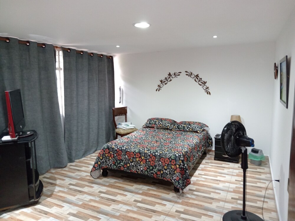 Linda Casa Vacacional Andy-Cali