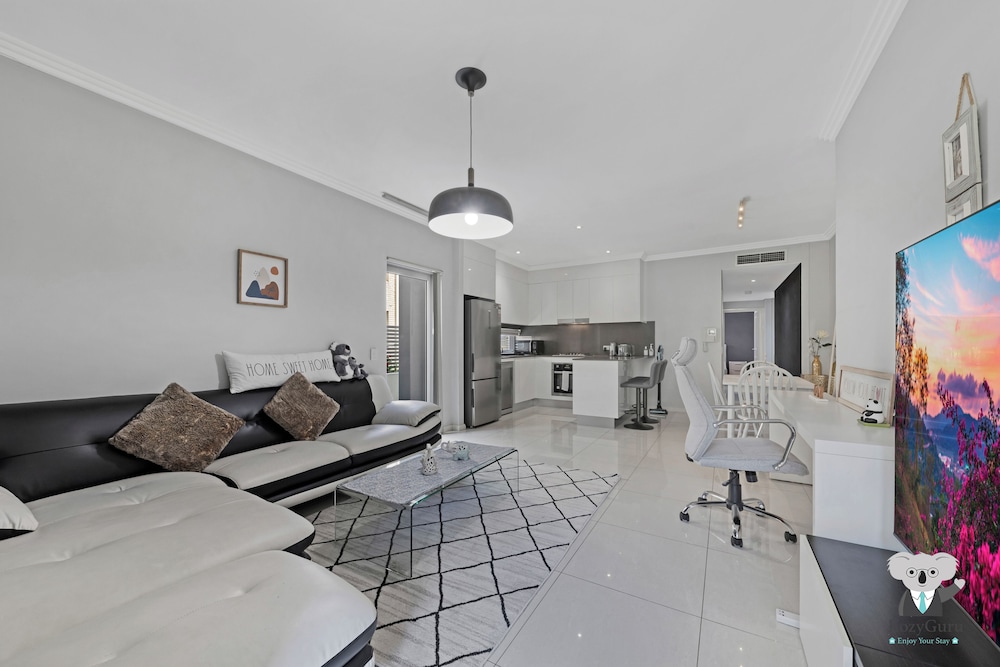 Kozyguru | Ryde | Cosy 2Bed Apt With Private Yard