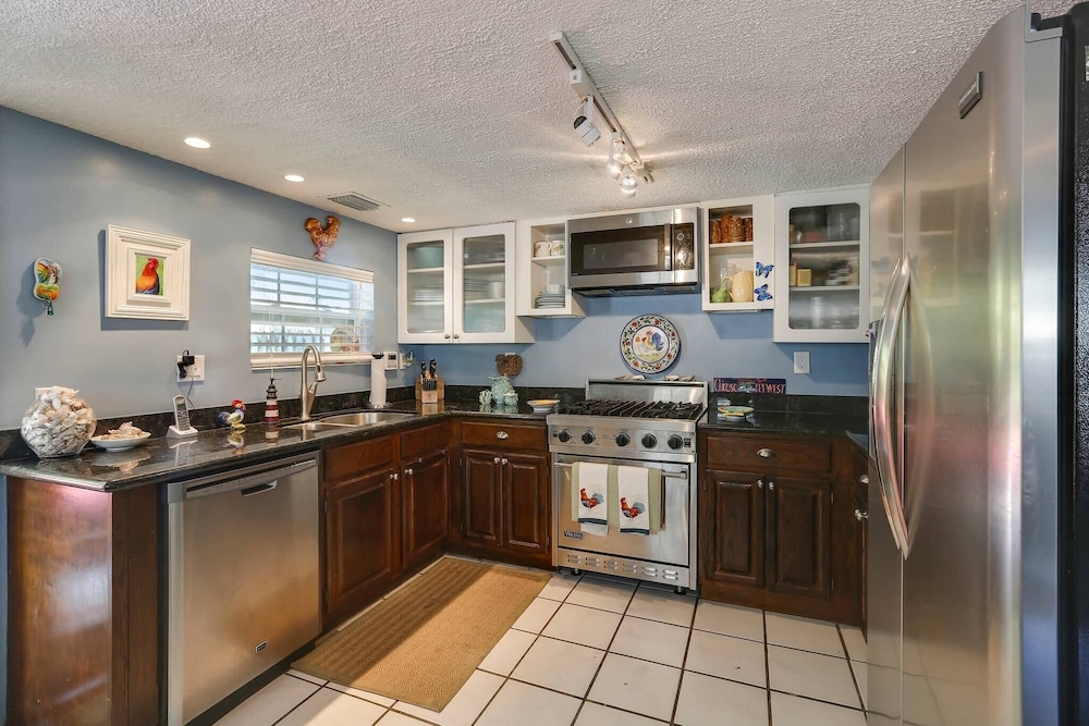 La Casita by Avantstay Steps to Duval Street in Key West! Month Long Stays Only view 5