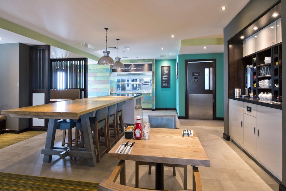 Premier Inn Wells - Somerset, photo 8