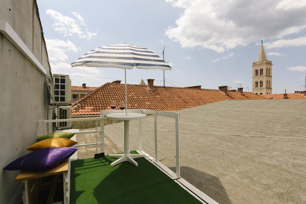 Apartment Maya view 2