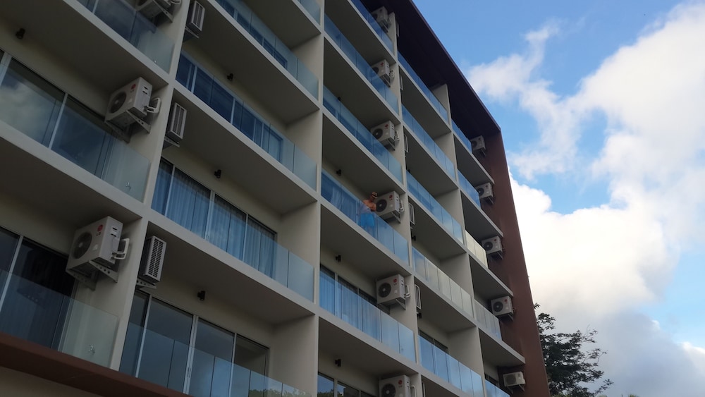 Seventh Condo Karon