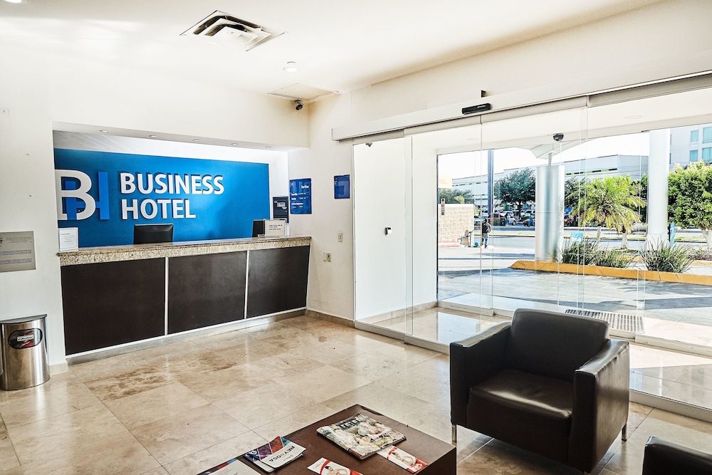 Reynosa Vacations - BH Business Hotel Group - Property Image 2