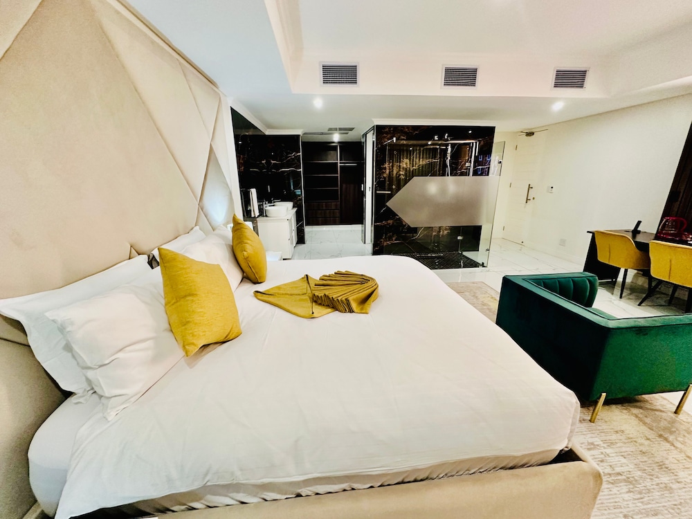 H & H Boutique and Spa
