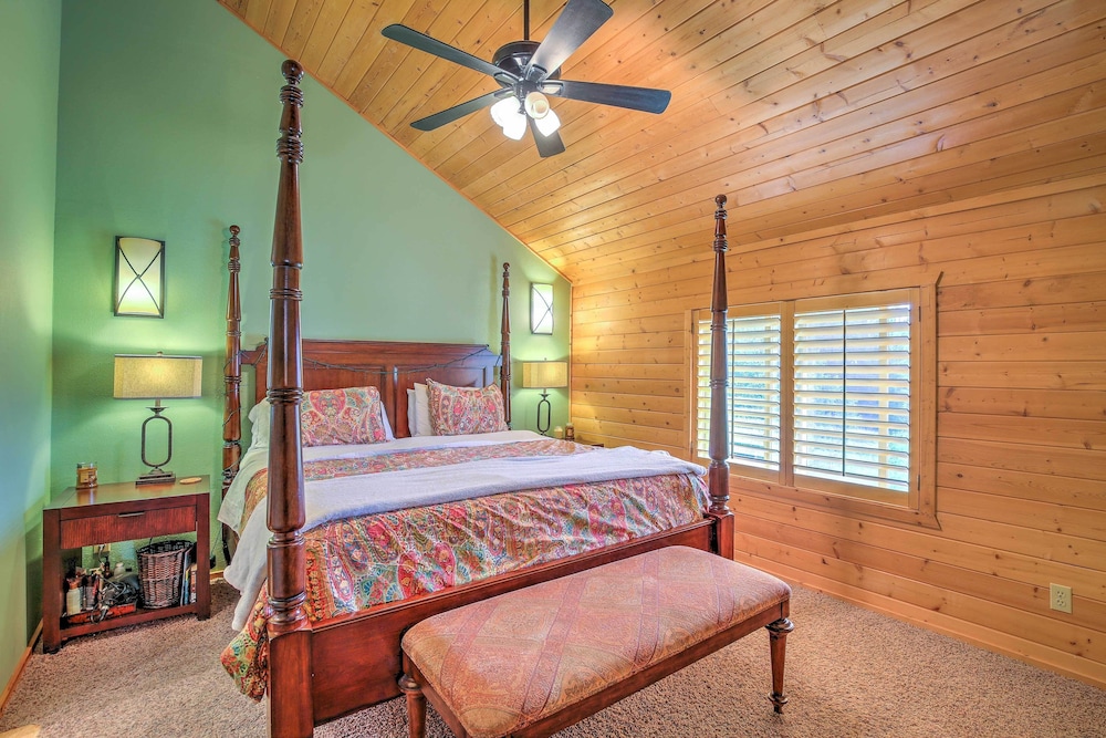 Luxe Alpine Cabin w/ Wraparound Deck & Mtn Views! view 5
