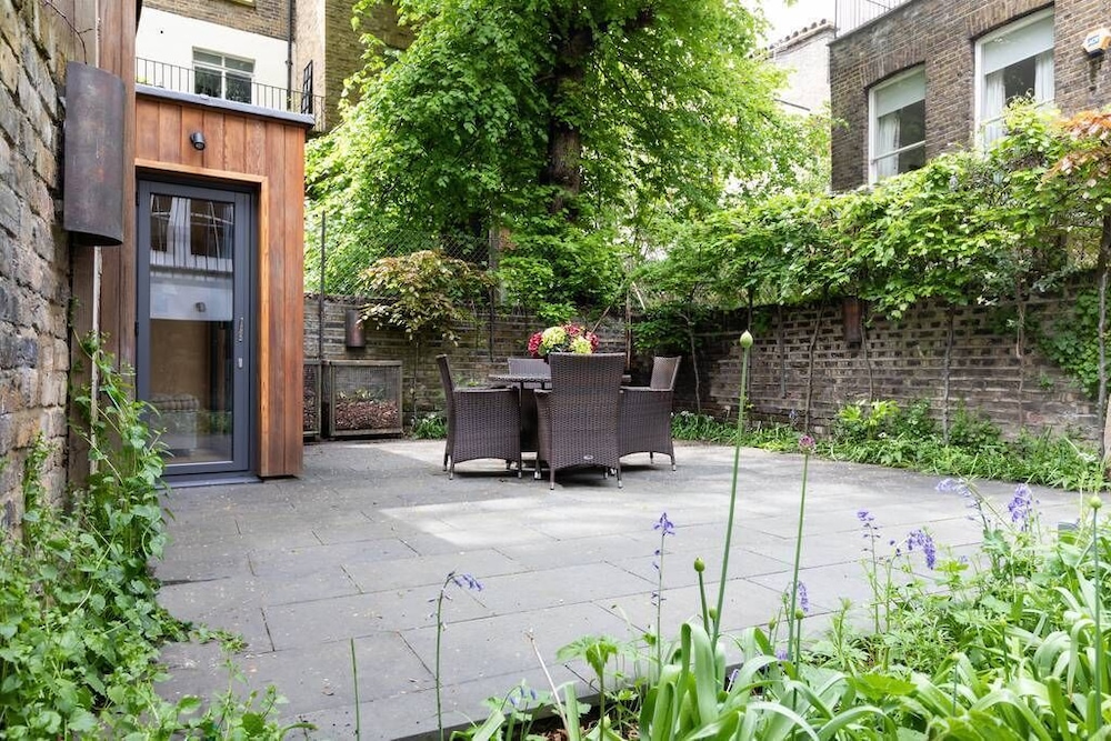 Westgate Terrace VI by Onefinestay