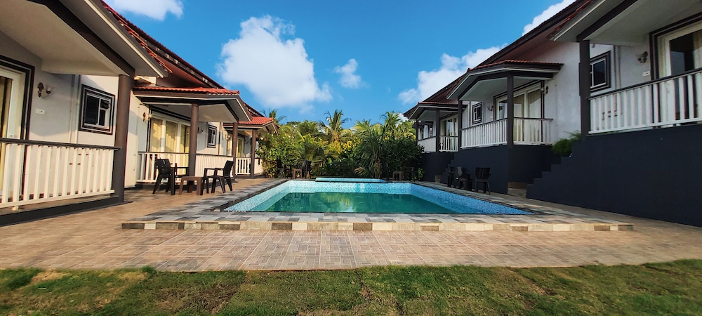 Vagator Retreat Resort With Swimming Pool