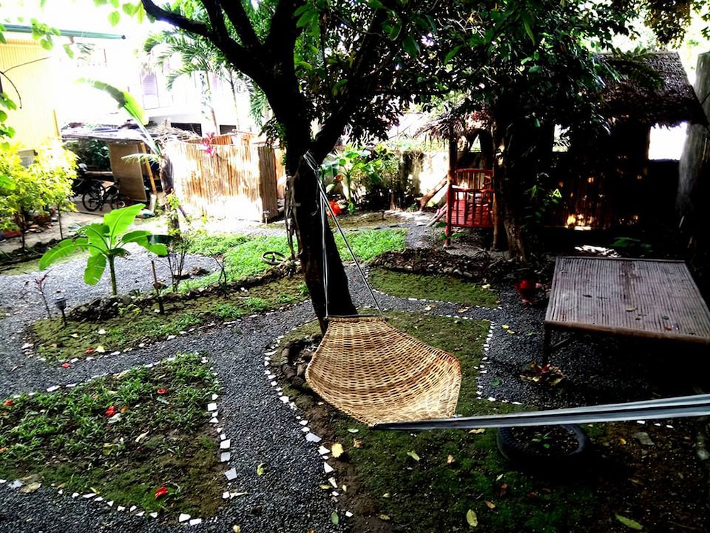 BugoyBikers Hostel
