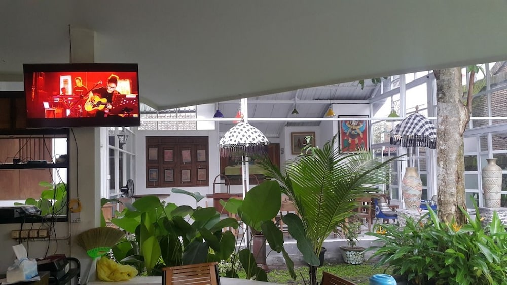 Ndalem Bebekan Guesthouse