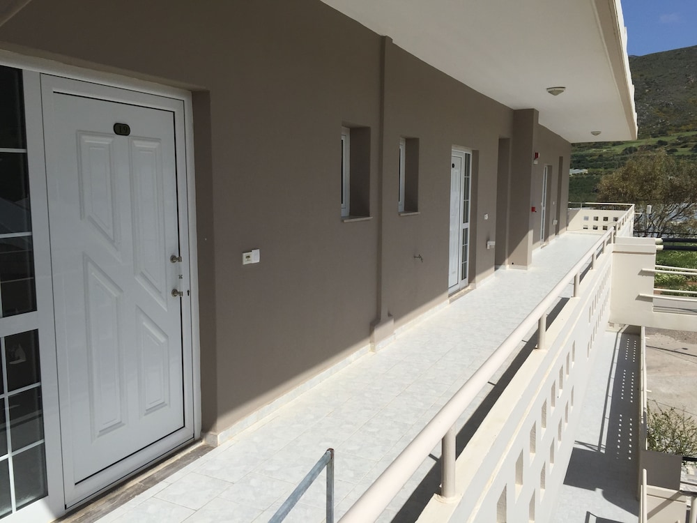 Falasarna beach Studios & Apartments