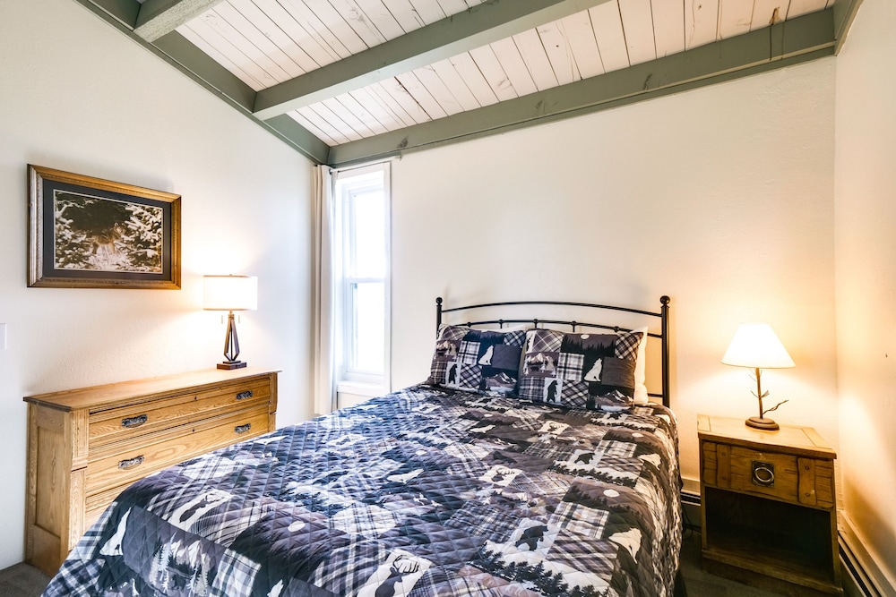 Summit County Vacations - Silverthorne Condo w/ Community Pool Hot Tub! - Property Image 25