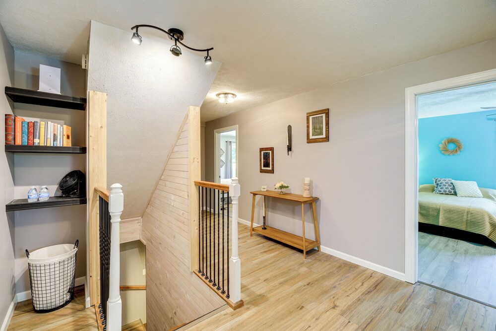 Creekside Retreat w/ Mtn Views in Lambsburg!