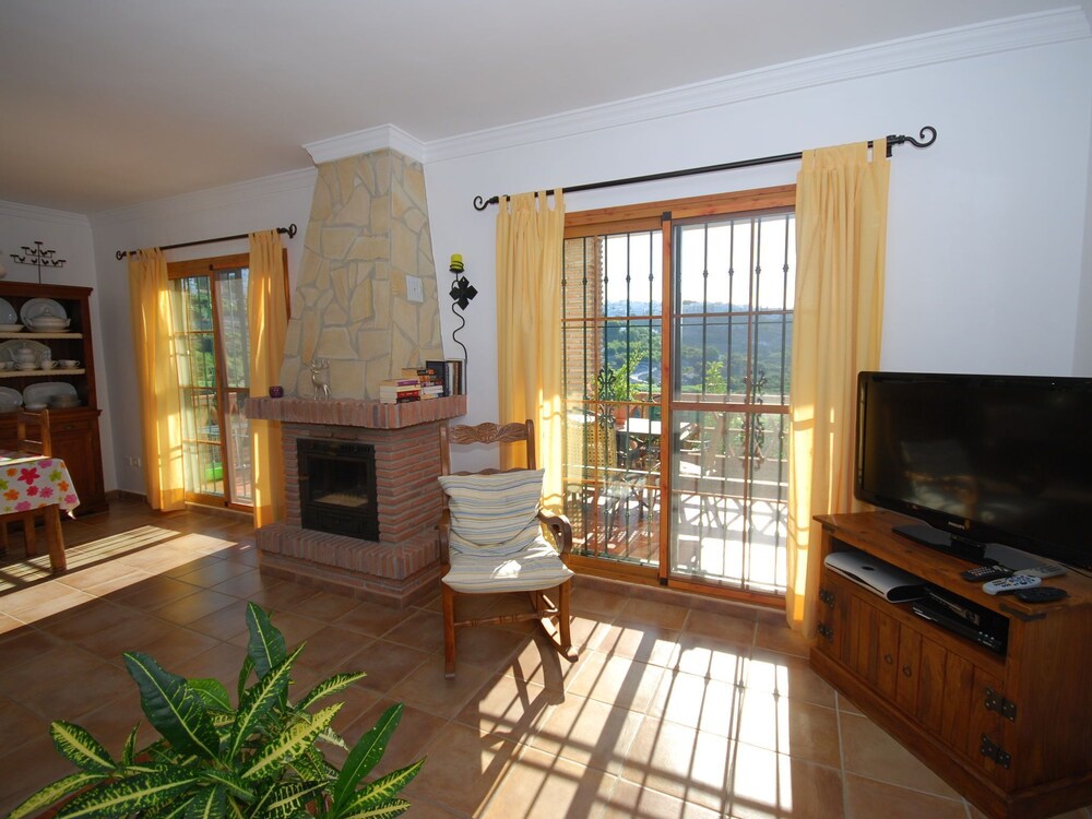 Modern Villa in Frigiliana With Private Swimming Pool photo 5