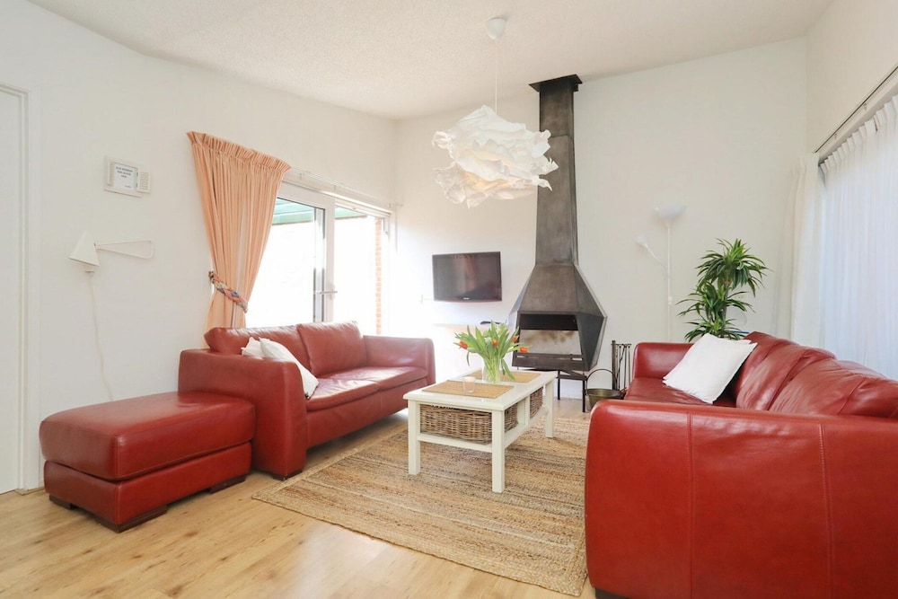 Holiday Home in Noordwijkerhout Near Lake